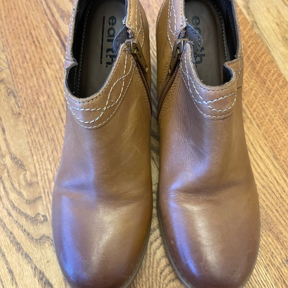 Earth Tan Leather Slip-On Shoes - Picture 1 of 4